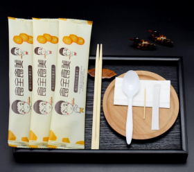 作为消费者应如何看待和使用一次性餐具呢?