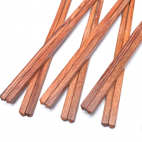 帮您分析为何使用竹筷更有利于健康